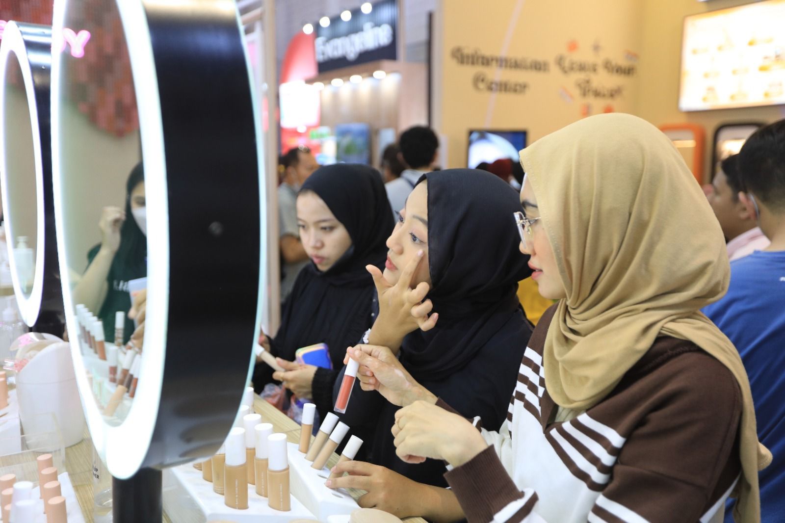 Jakarta Fair 2024 Bergelimang Produk Kosmetik Murah