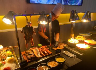 Dive Into Vibrancy: New Year’s Eve di Aloft Jakarta Wahid Hasyim