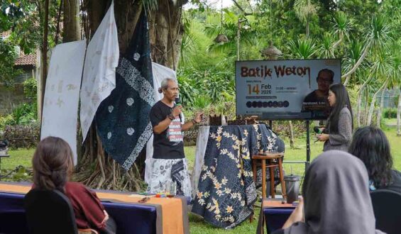 Menggali Makna Weton Lewat Seni Batik dan Diskusi Budaya