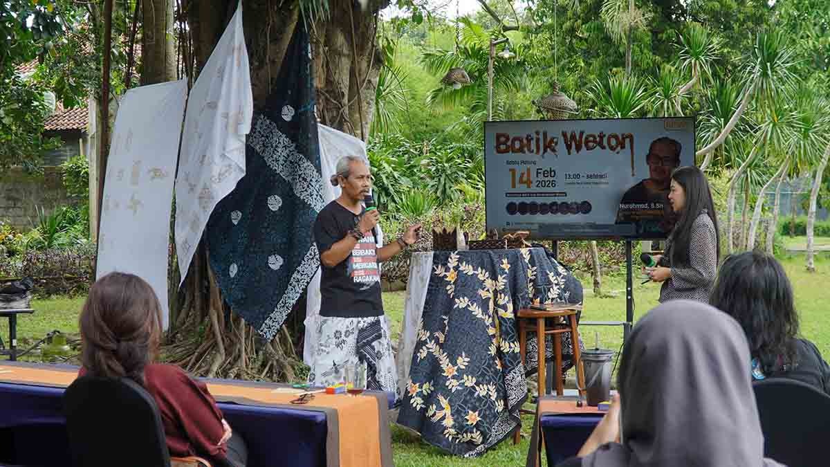 Menggali Makna Weton Lewat Seni Batik dan Diskusi Budaya