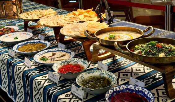 Majestic Journey: Sensasi Iftar Mewah di Aston Bogor