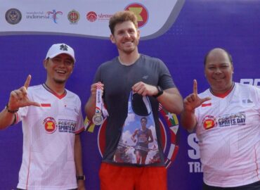Ratusan Pelari Ramaikan Fun Run Loman Park Hotel